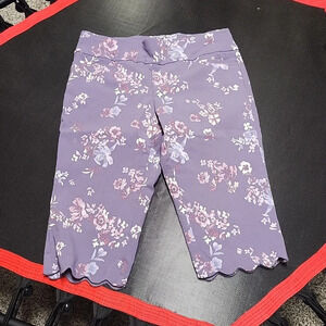 Christopher Banks scallop leg capris 8p box 8